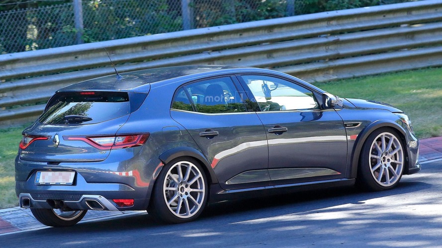 2018 Renault Megane RS spy photo