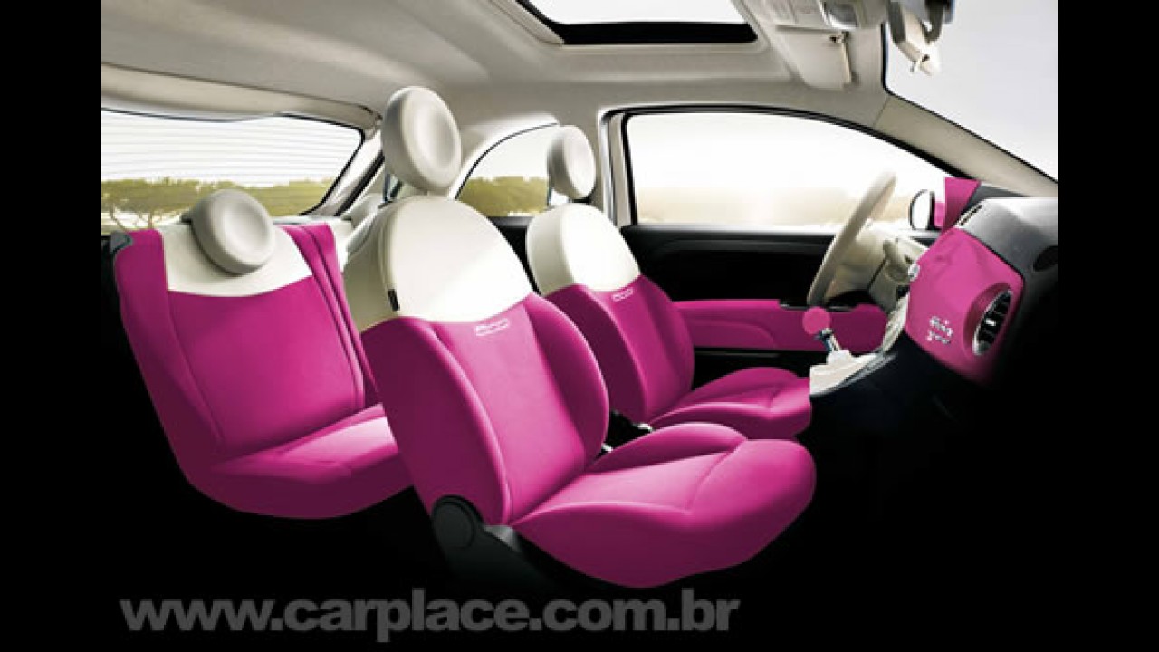 VW New Beetle e Fiat 500 fazem homenagem aos 50 anos da Barbie