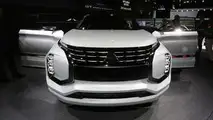 Mitsubishi GT-PHEV Concept Paris Motor Show