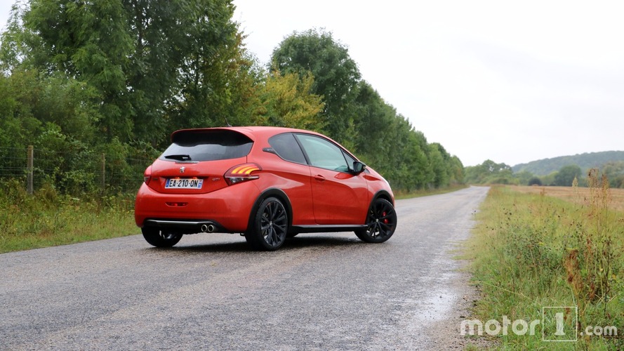 Peugeot 208 GTi by Peugeot Sport