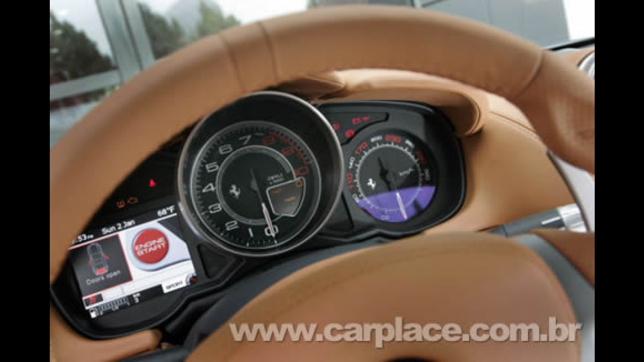 Show!! Novas fotos da Ferrari California GT revelam detalhes do interior e motor
