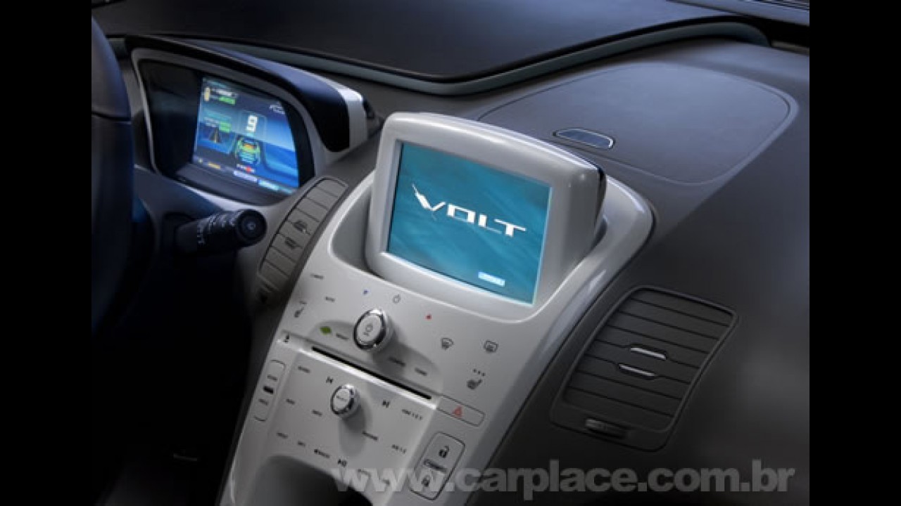 Chevrolet lança oficialmente o Volt 2011 durante comemoração dos seus 100 anos