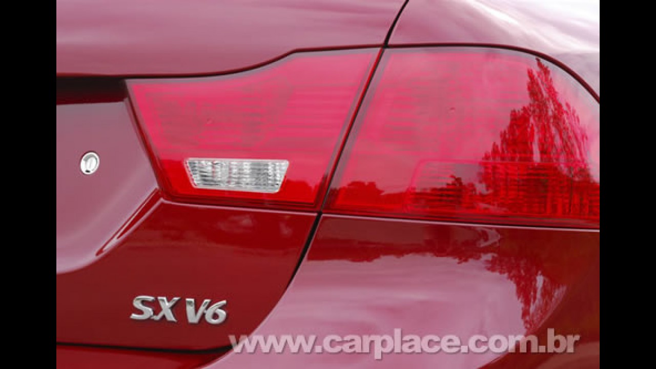 Salão de Nova York 2008: Kia apresenta versão renovada do sedan Optima