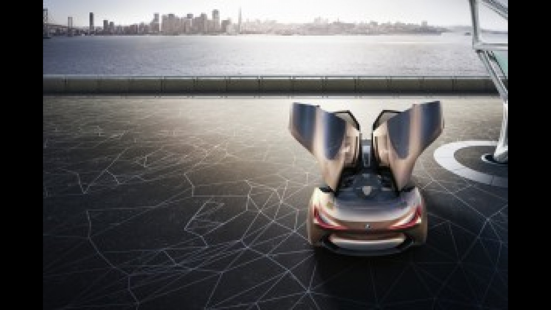 BMW yüzüncü yılını Vision Next 100 Concept modeli ile kutluyor