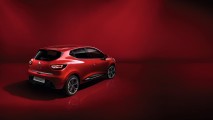 Renault Clio LED ön farlarla makyajlandı