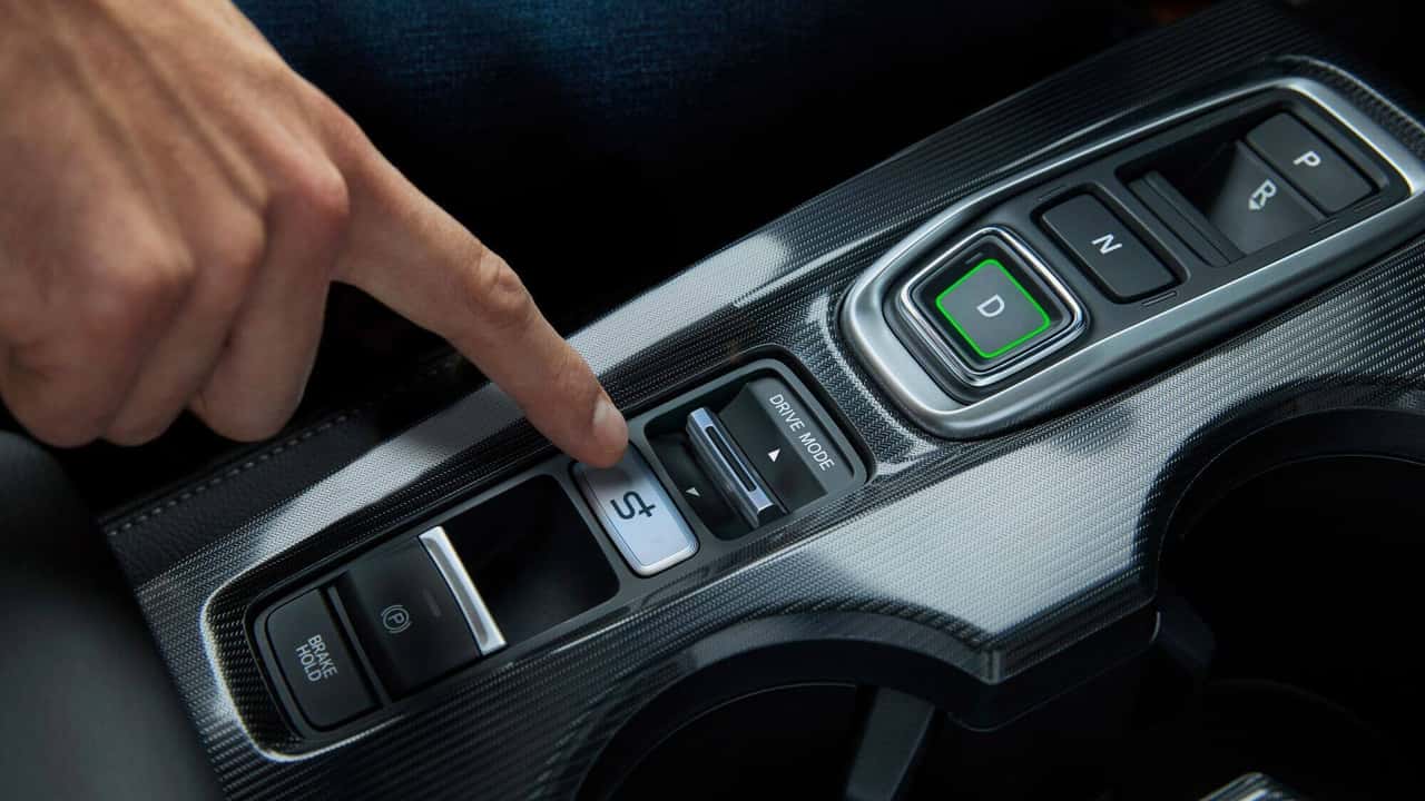 Sulla Honda Civic arriva il cambio "simulato"