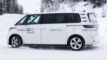 VW ID. Buzz LWB new spy photo