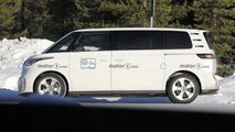 VW ID. Buzz LWB new spy photo