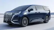 Denza D9 con 2 porte di ricarica