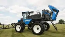 Foto - CNH Industrial One Smart Spray sugli sprayer semoventi New Holland e Case IH