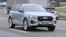 audi-q7-second-facelift-spy-photo