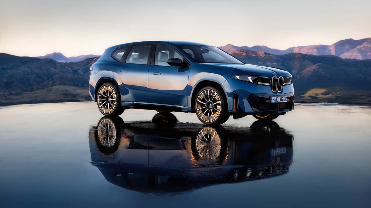 BMW iX3 الجديدة أهم سيارة BMW منذ عقود