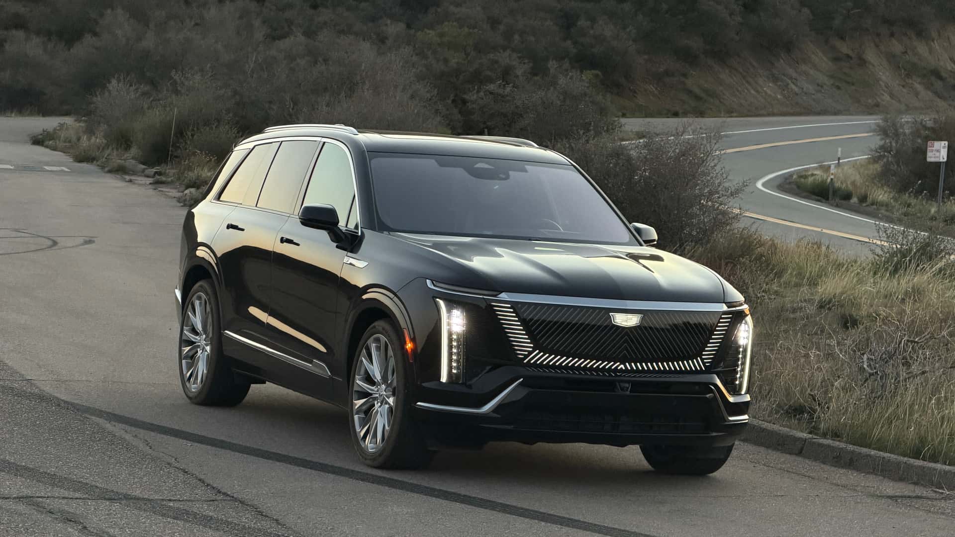 Cadillac Recalls 14,000 Vistiq EVs Due to Child-Trapping Risk
