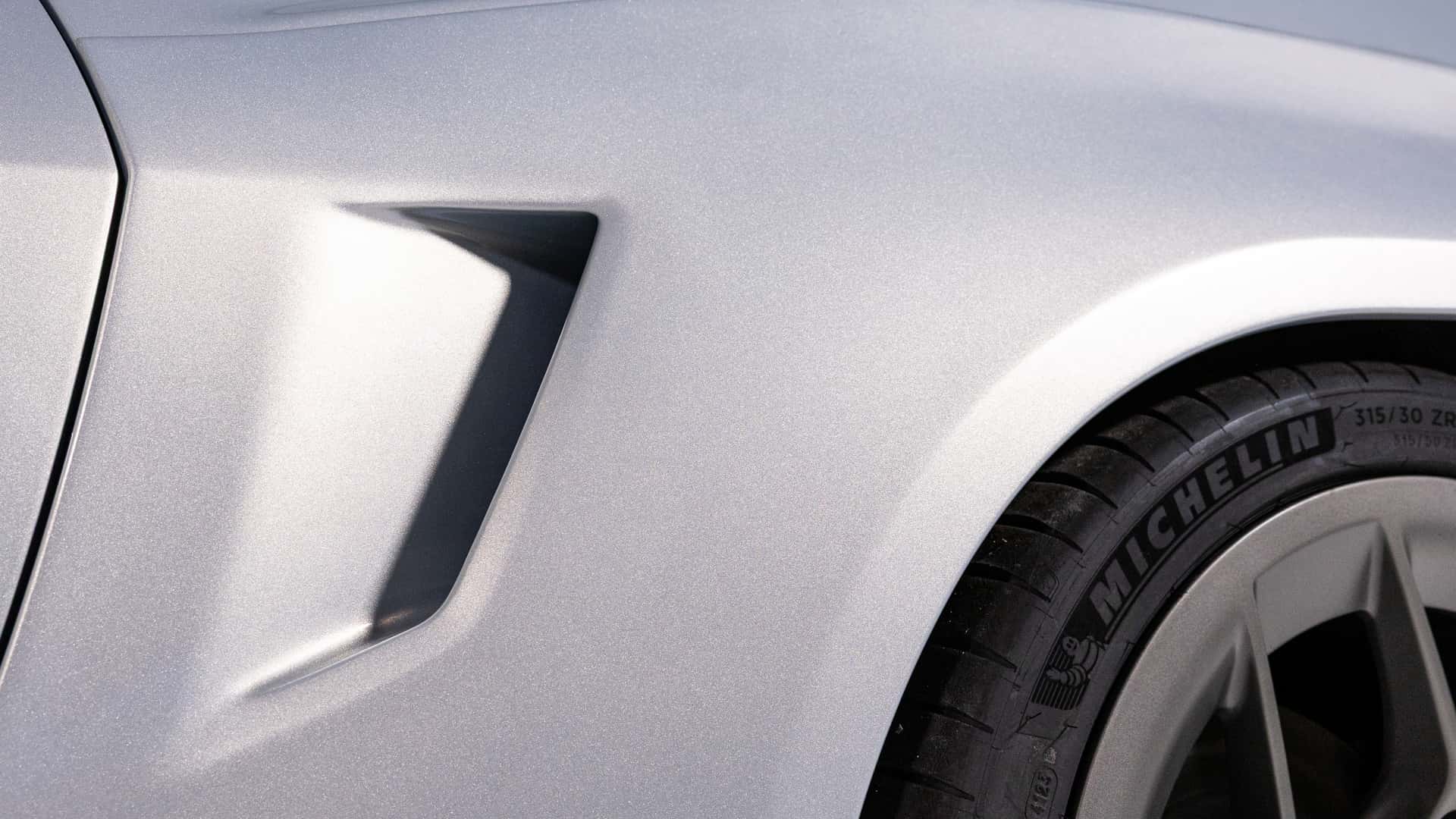 2026-ford-mustang-rtr-spec-5-fender-vent.jpg