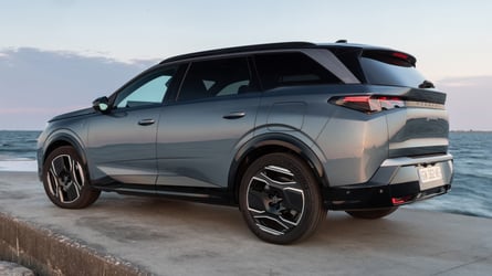 Peugeot E-5008 (2024) in the test