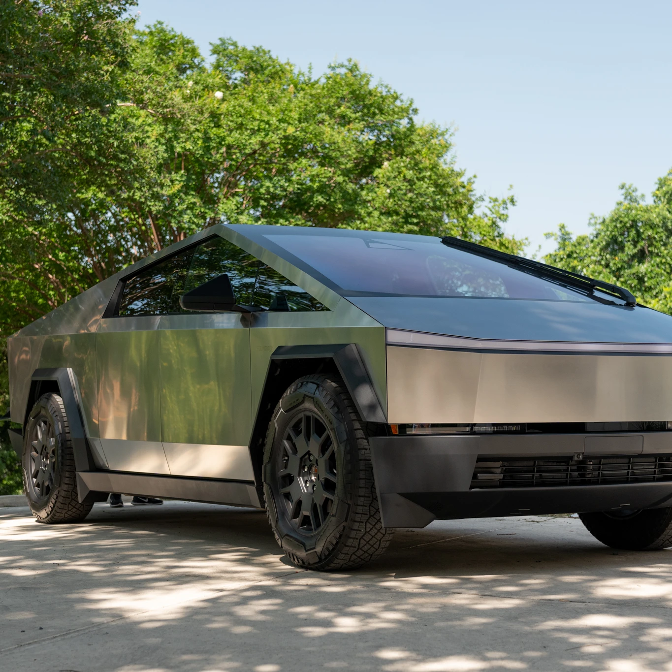 Cosa si prova a guidare il Tesla Cybertruck?