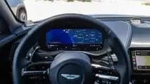 Apple Car Play Ultra su Aston Martin DBX