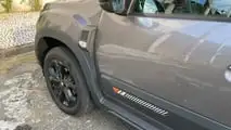 Teste Renault Duster Iconic Plus 1.3 TCe 2026 - acabamentos plásticos externos