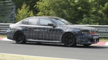 BMW M5 (G90) Facelift im Stil der Neuen Klasse als Erlkönig
