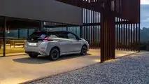Nissan LEAF 2022