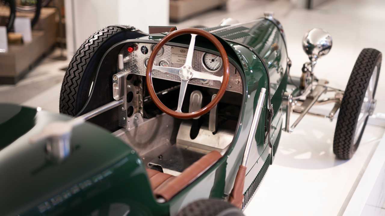 Bugatti Baby II chez Harrods