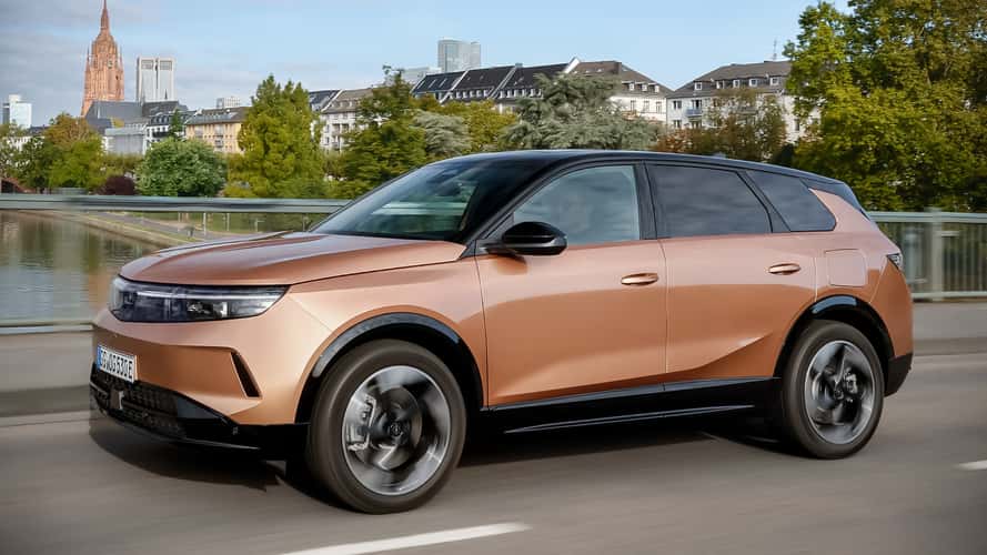 Ora la Opel Grandland Electric ha quasi 700 km di autonomia
