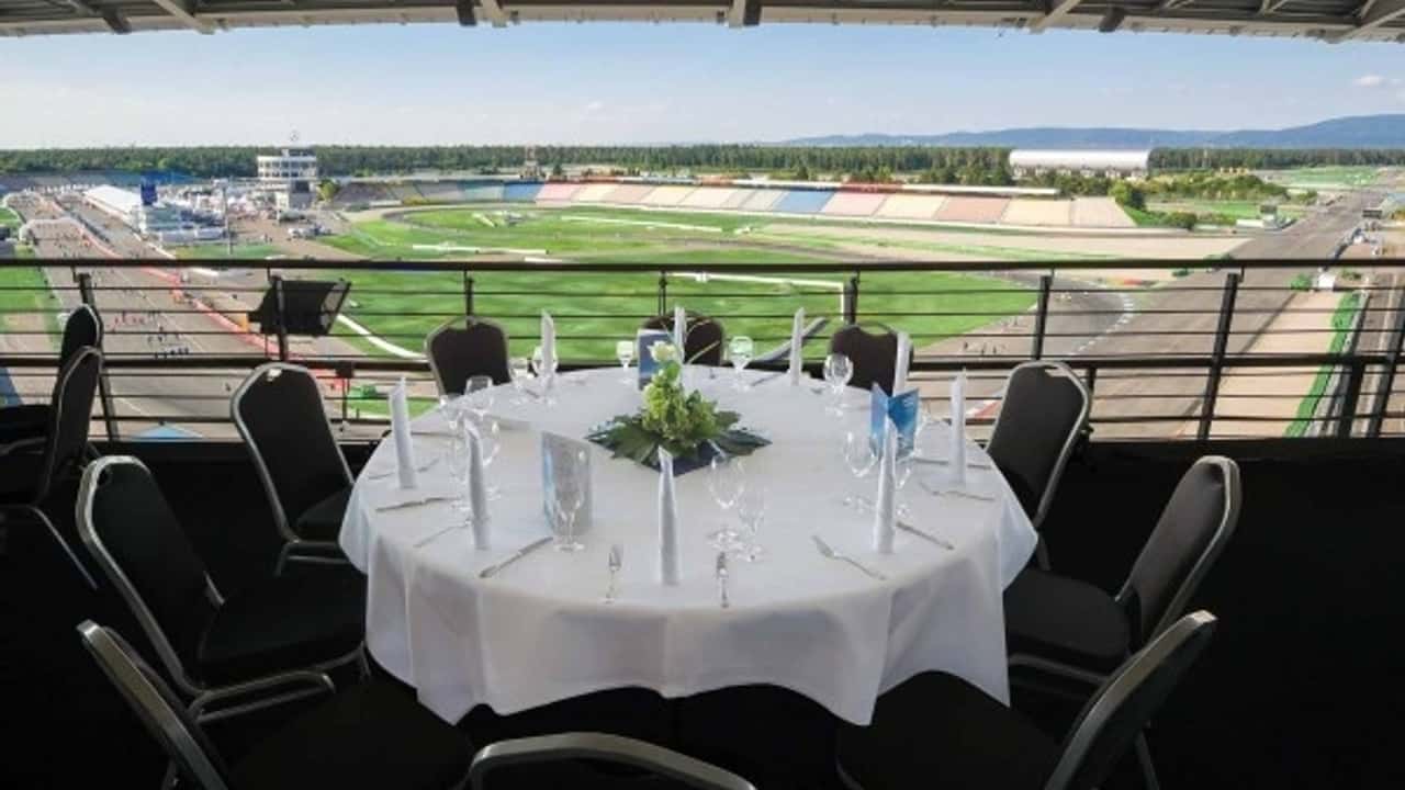 Firmenevents am Hockenheimring: Tagungen in Rennsport-Atmosphäre
