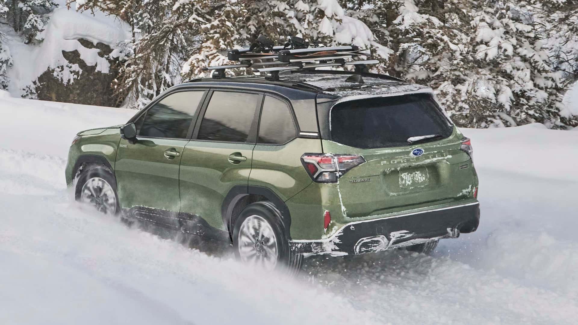 https://cdn.motor1.com/images/mgl/MkYpYN/s1/2025-subaru-forester-hybrid.jpg