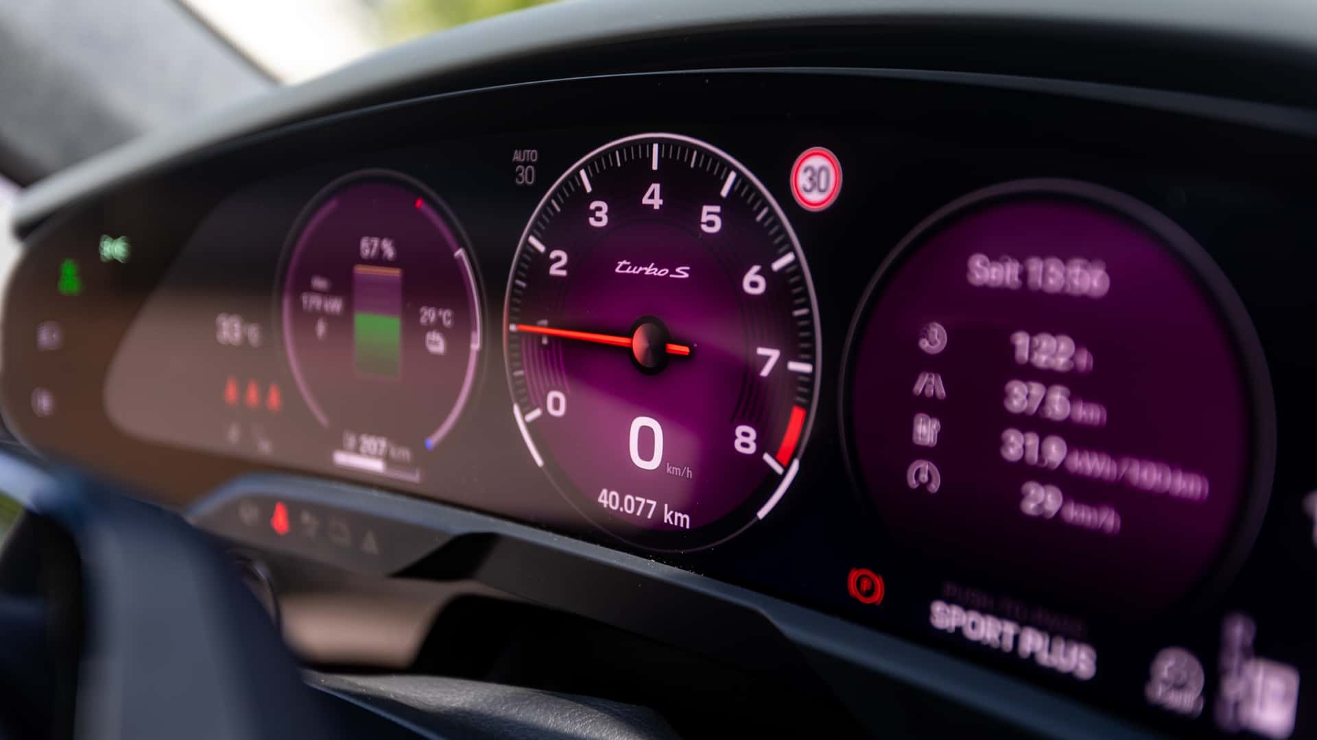 https://cdn.motor1.com/images/mgl/Mkg4r4/s1/2027-porsche-taycan-e-shift.jpg