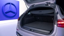 Mercedes Classe C restyling, gli interni e il bagagliaio