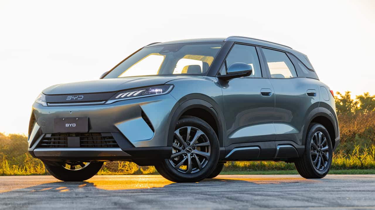 BYD lança Atto 2 Híbrido Plug-in Flex que roda mais de 1.000 km por R$ 149.990