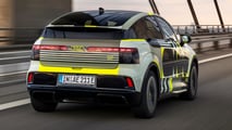 Audi A2 e-tron mit Tarnfolie