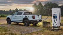 Flagra: Ford Ranger PHEV roda no Brasil e chega em 2027