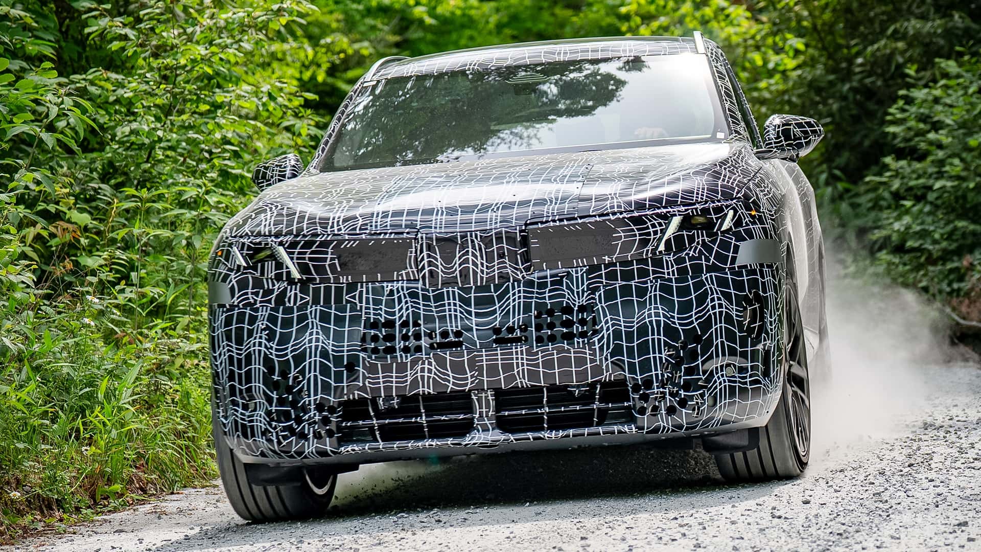 https://cdn.motor1.com/images/mgl/MkgyRY/s1/bmw-x5-2026-in-der-finalen-erprobung.jpg