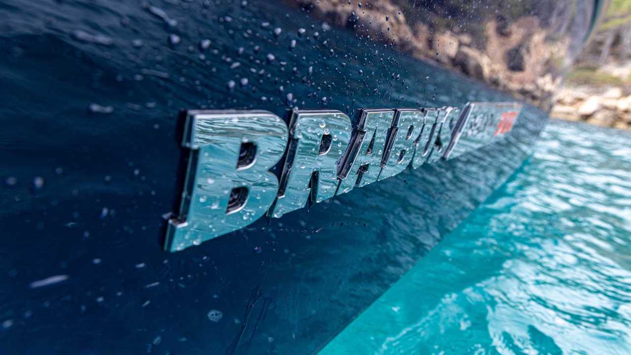 BRABUS Shadow 900 lancha