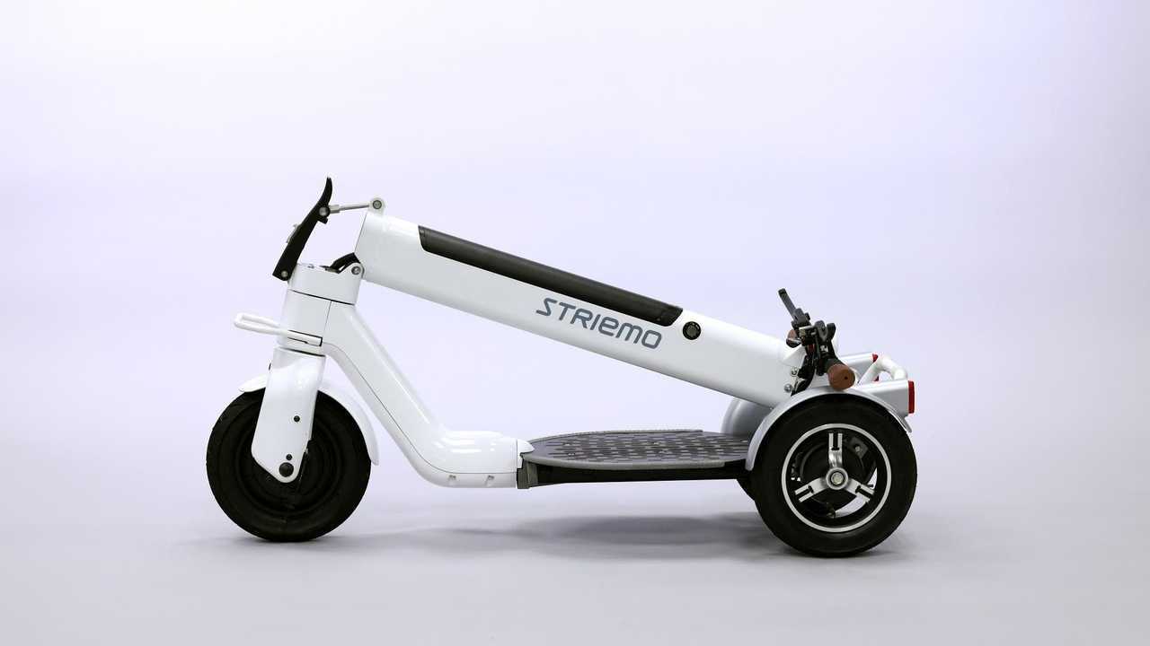 Striemo Scooter Folded
