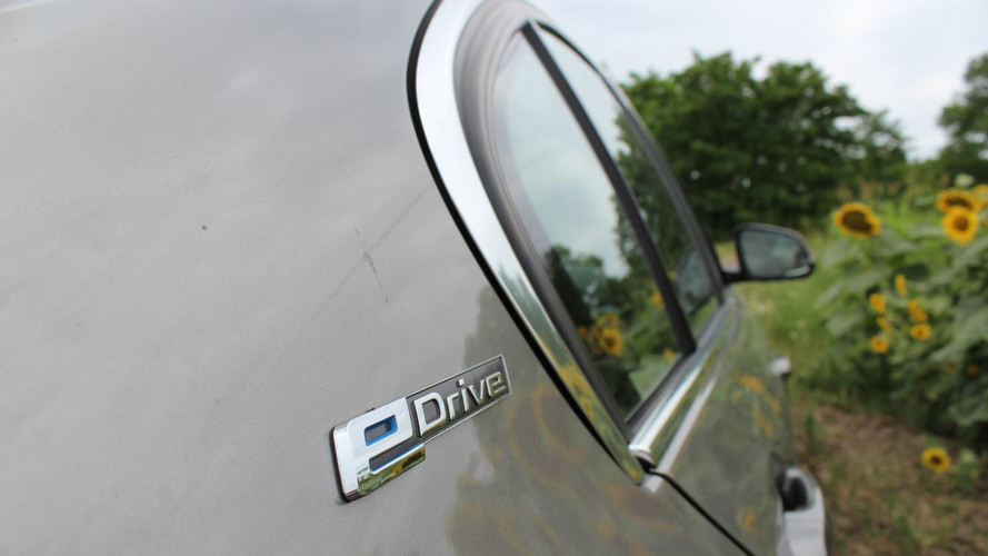 BMW 330e