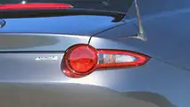 2017 Mazda MX-5 Miata RF: İlk Sürüş