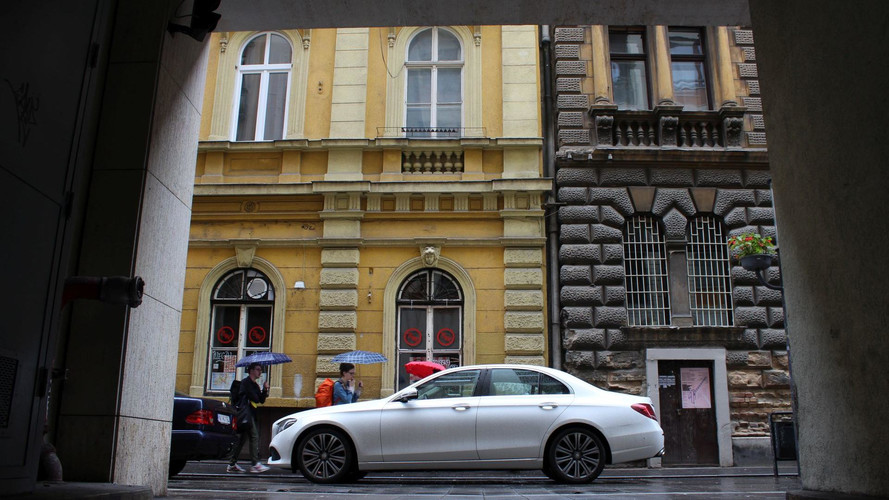 Mercedes-Benz E220 d Teszt
