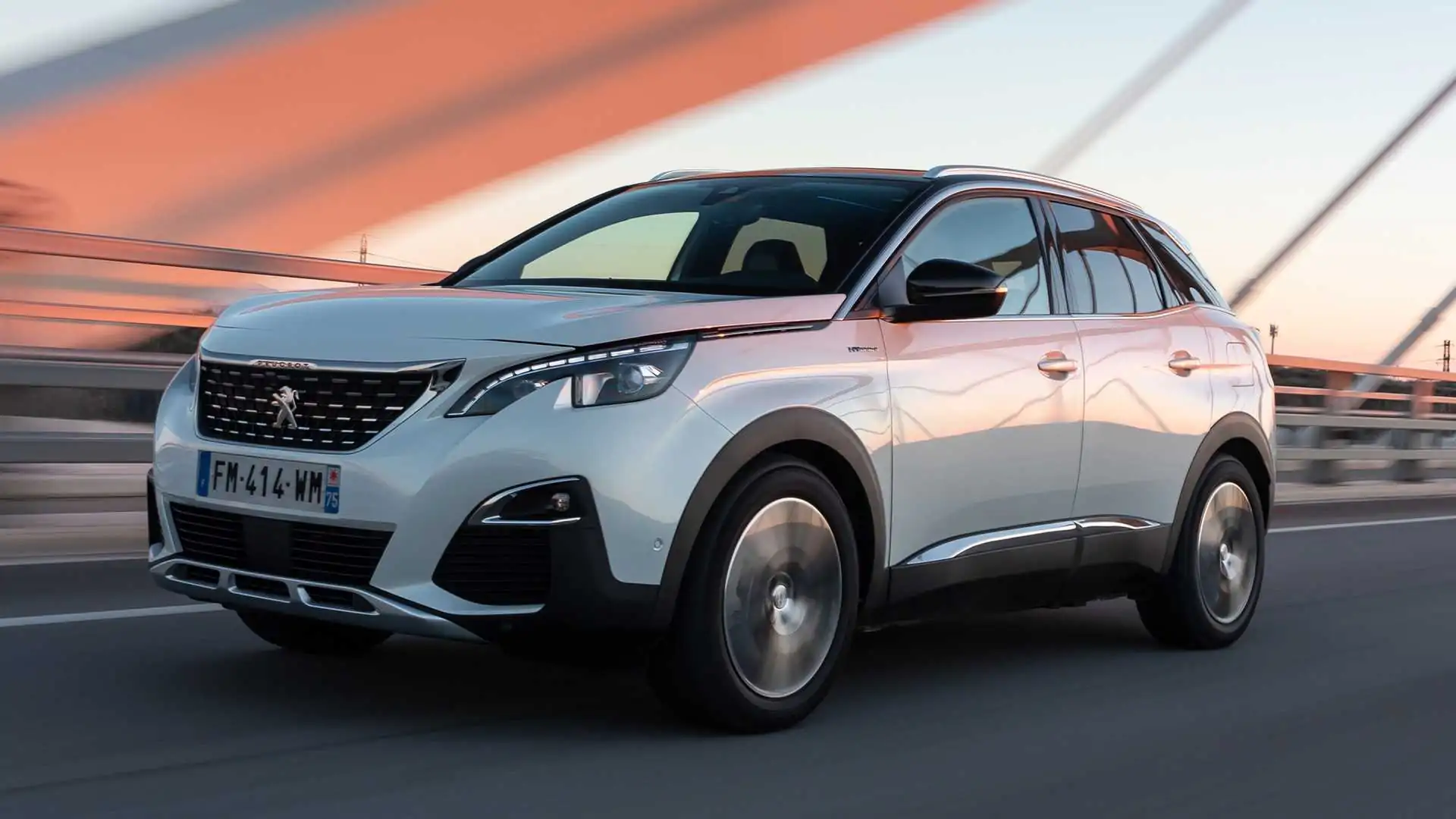 peugeot-3008-hybrid4.webp
