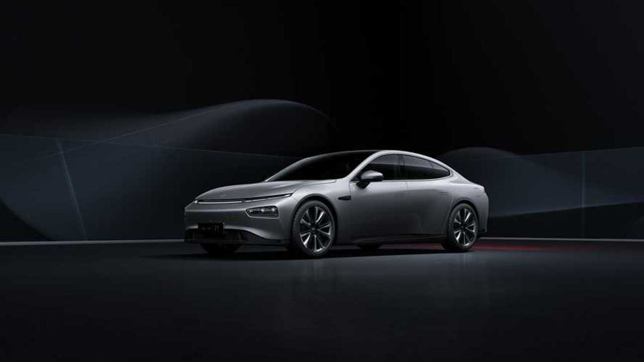 Xpeng P7
