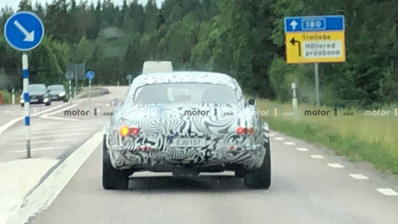 Volvo P1800, fotos espía