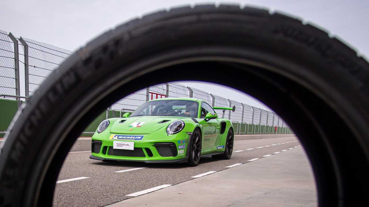 Michelin Pilot Sport Cup 2 R e Cup 2 Connect (2020)