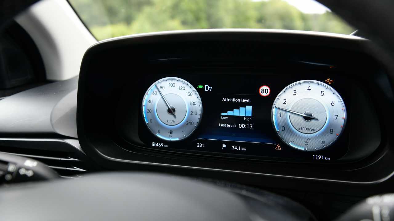 Nuova Hyundai i20, test della pre serie