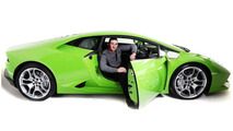 Lamborghini Huracan performs taxi duties in U.K.