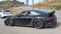 Makyajlı Porsche 911 GT3 casus fotoğrafları