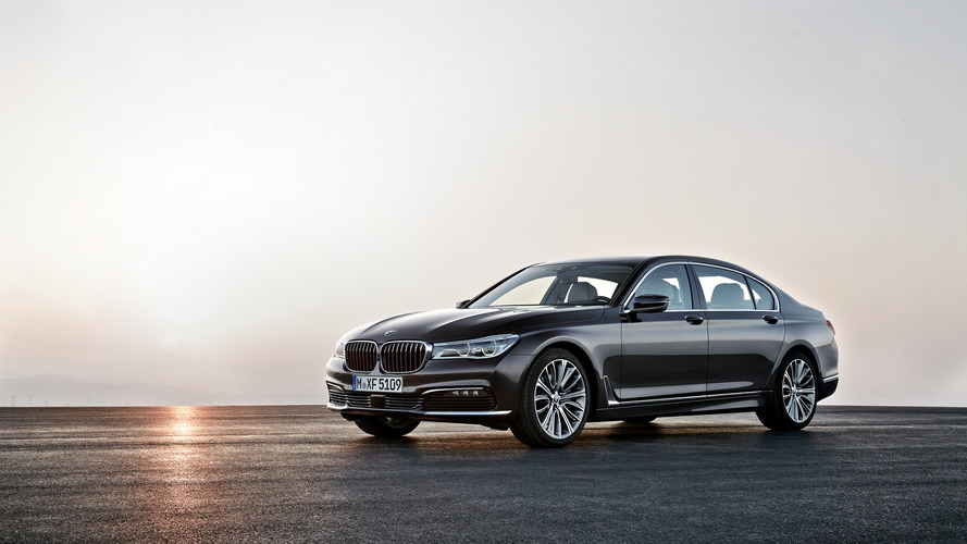 BMW 7 Series: Database
