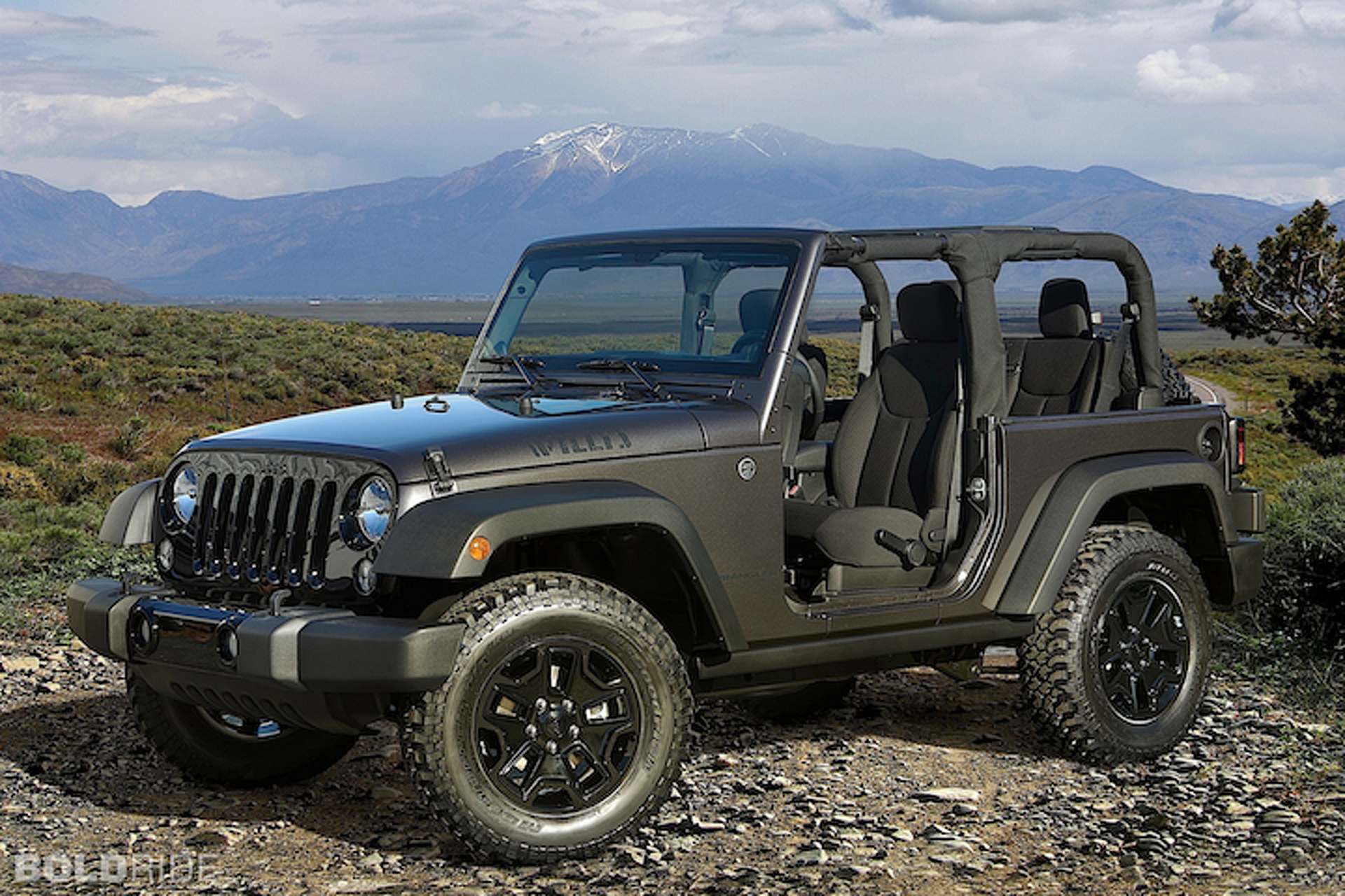 Chrysler Lays Out Its Lineup in Detail From Now Until 2018