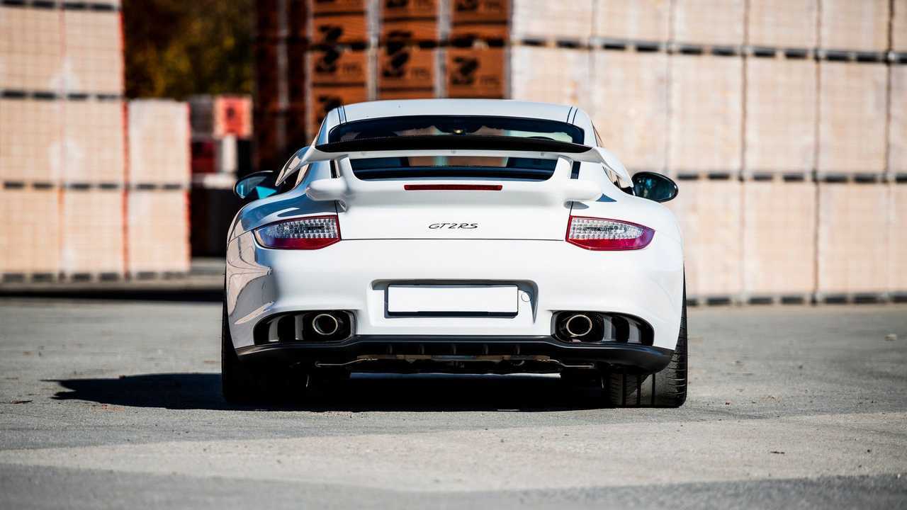 Porsche 911 GT2 RS (2010)