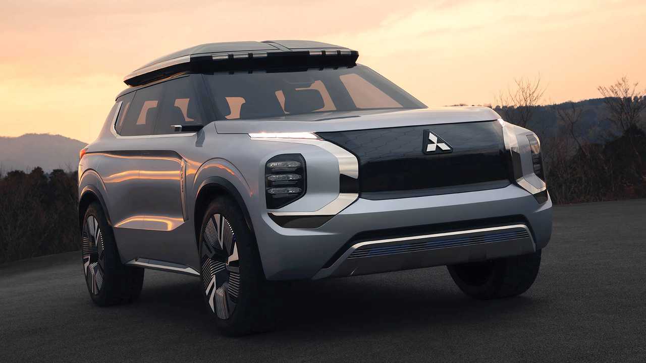 Mitsubishi Engelberg Tourer 2019
